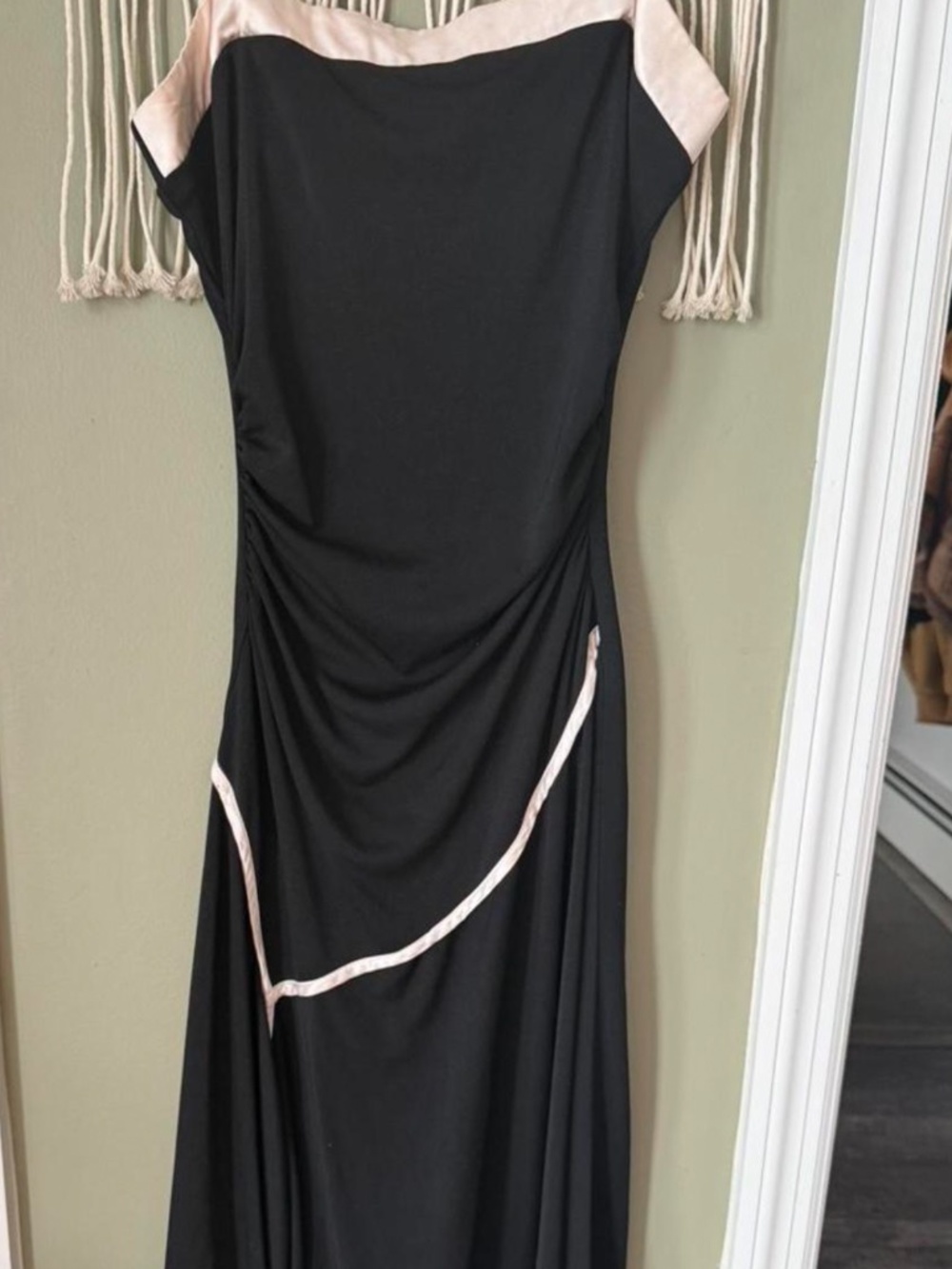 VINTAGE BLACK MIDI DRESS